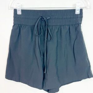 OPEN EDIT BLACK WIDE ELASTIC WAIST WITH TIE FLOWY SHORTS WOMENS SZ SMALL